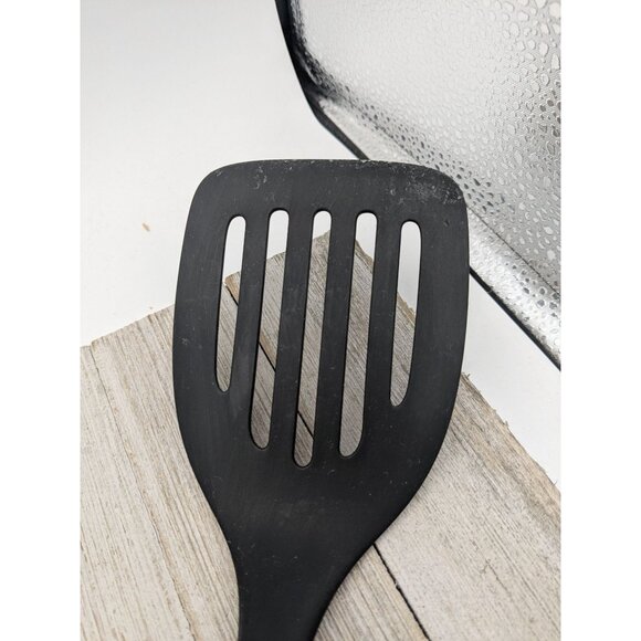 OXO Hard Black Nylon Turner #1 Slotted Spatula 13 1/2" - Picture 2 of 11